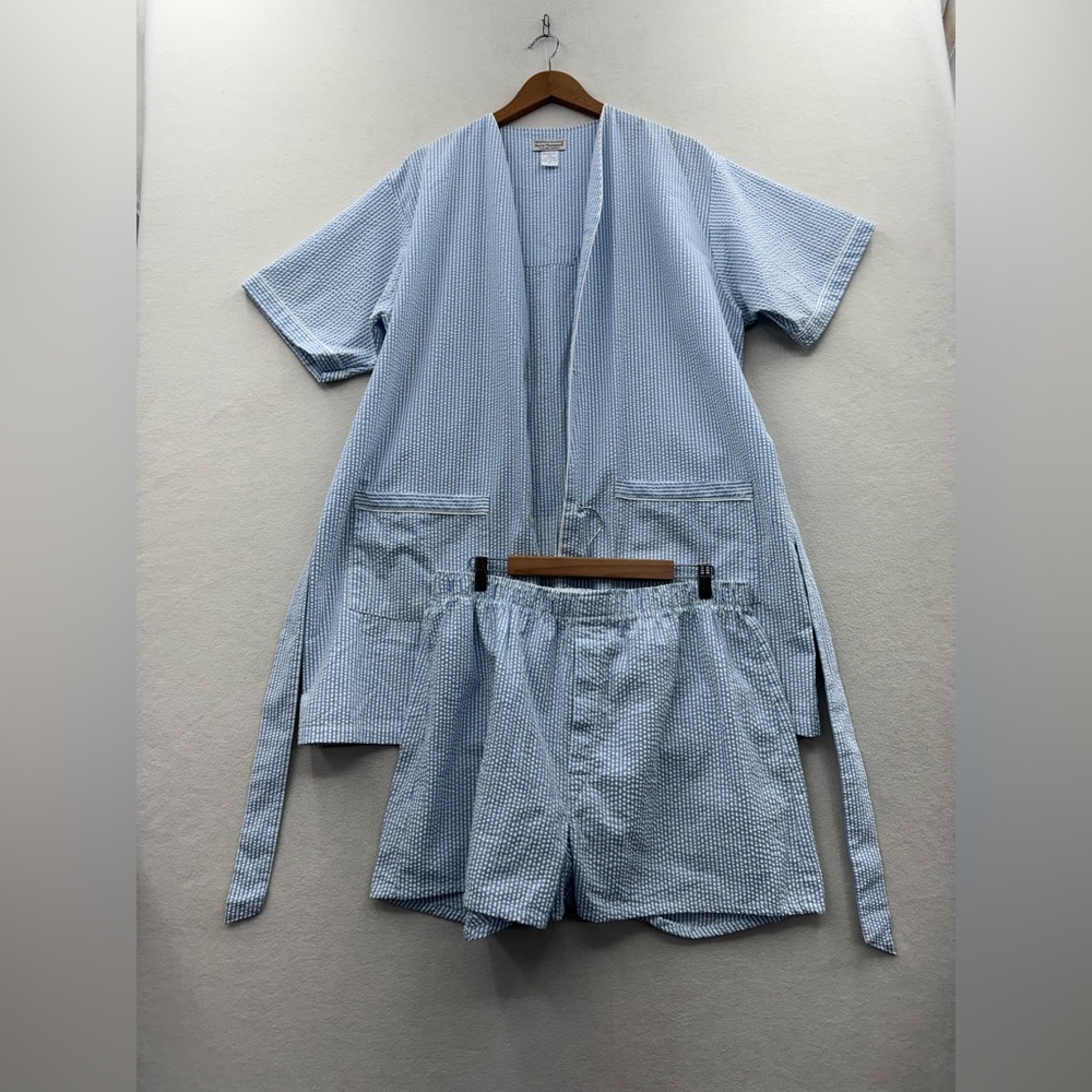 Vintage Norm Thompson Men’s XL Searsucker Robe With Shorts Set Blue White